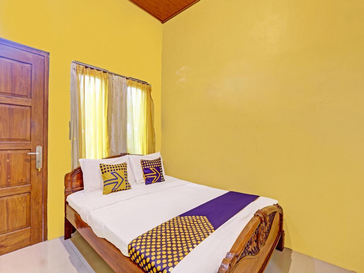 Spot On 91337 Pandu Homestay Klaten Wonogiri Экстерьер фото